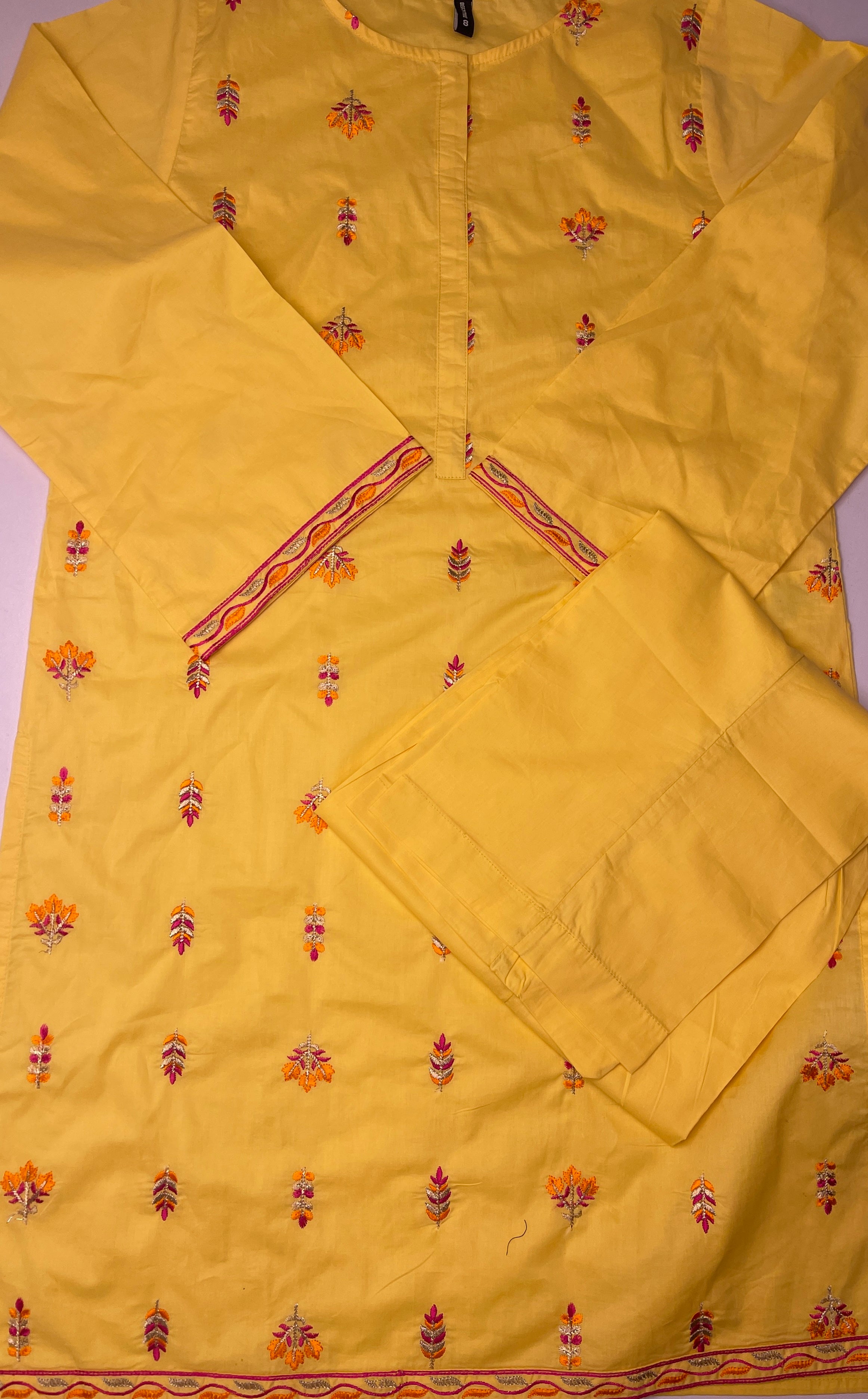 Beechtree emb lawn 2pc – Meewan Collection