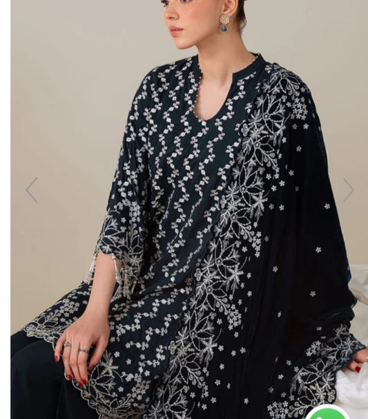 CS Phonex Micro 11000 Velvet Plain 5mtrs rs 4000