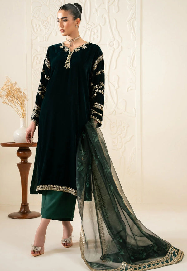 CS Phonex Micro 11000 Velvet Plain 5mtrs rs 4000